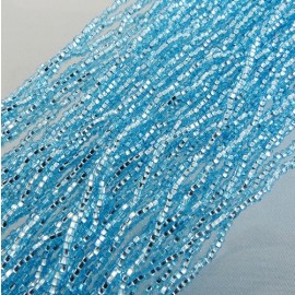 Rocaille 2 mm bleu pâle diamanté sur fil