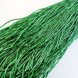 Bugle beads 4 mm facetted meadow green on strand