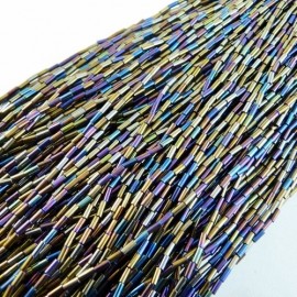 Bugle beads 4 mm black iris on strand