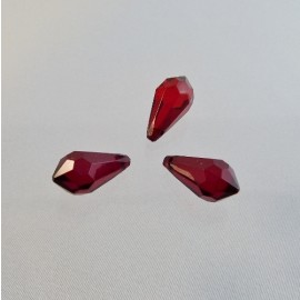 Vintage drop bead dark red 18 mm