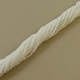 Seed bead 2 mm op. White on strand